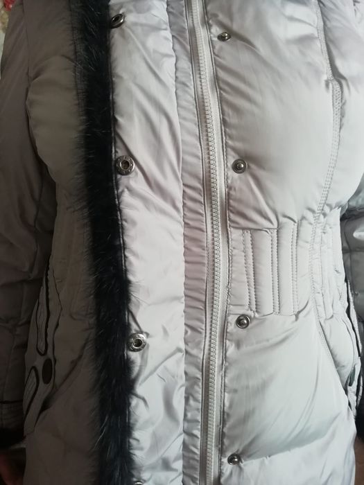 Пуховик зимний женский