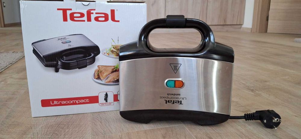 Сандвич мейкър Тефал