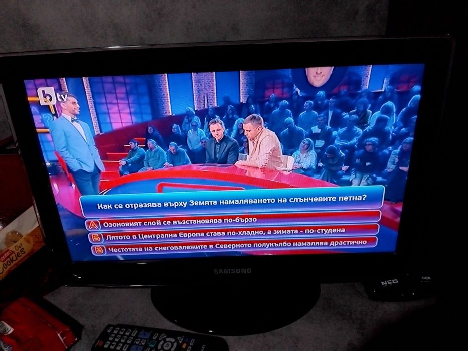 Телевизор Samsung 22 инча