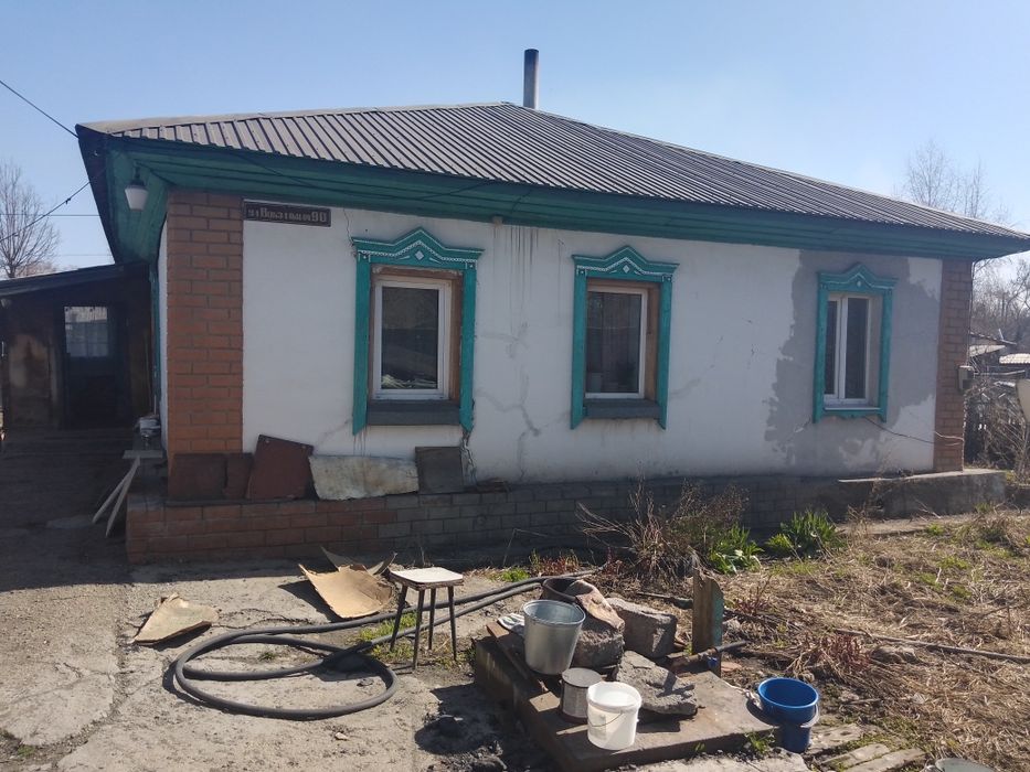 Продам дом на электро товаров.