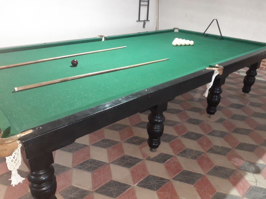 Билярд сотилади мрамир