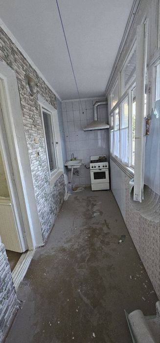 Срочно сотилади Сергели спутник 17 2/2/4 ремонт средней  мактаб богча