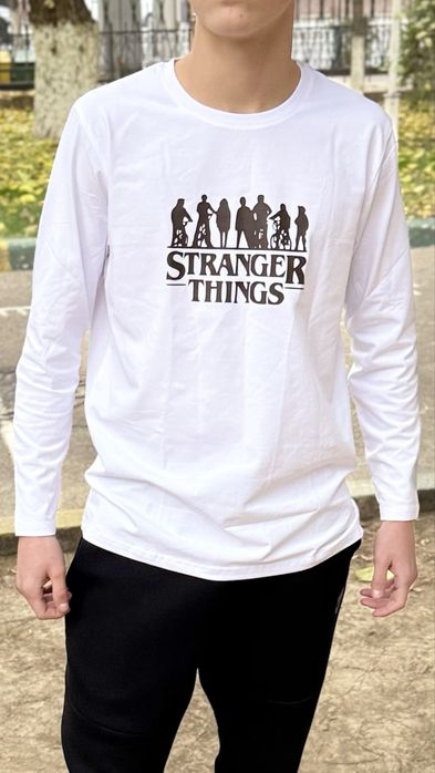 Свитшоты и худи по мотивам Stranger Things.