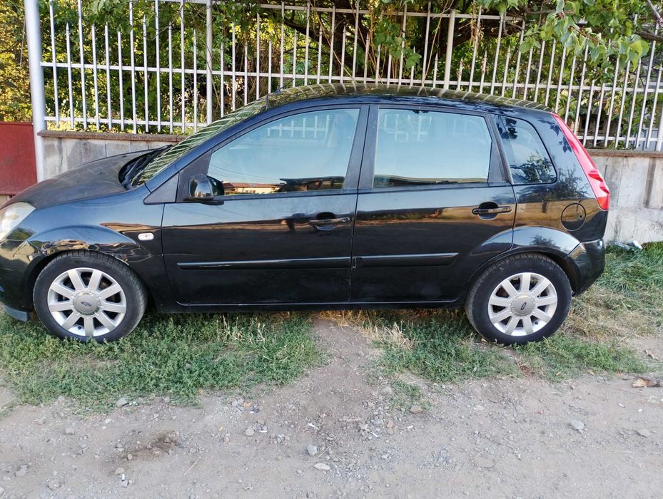 Ford Fiesta 1.6 Бензин