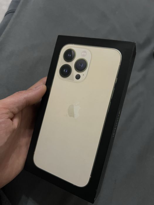 Продам iphone 13pro 256gb
