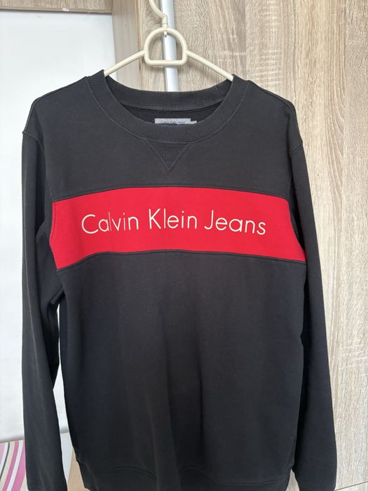 Bluză Calvin Klein Jeans în stare nouă.