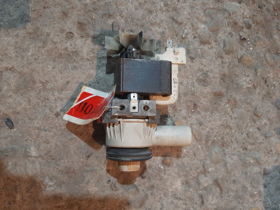 Помпа за пералня