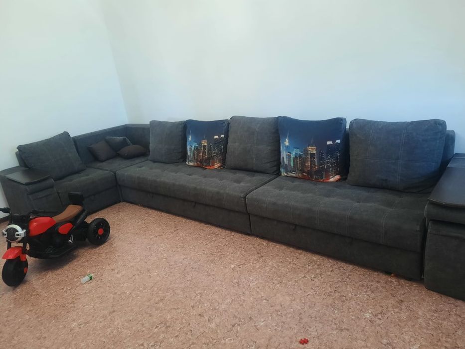 Диван в отличном состоянии