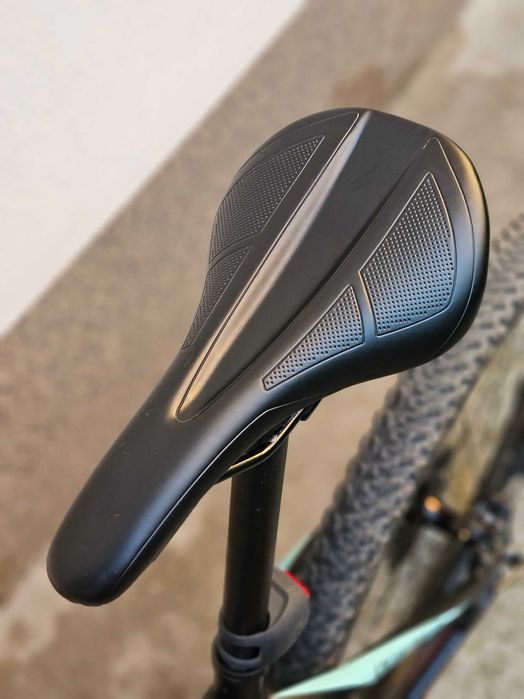 Vând bicicletă Specialized Crave Expert 29