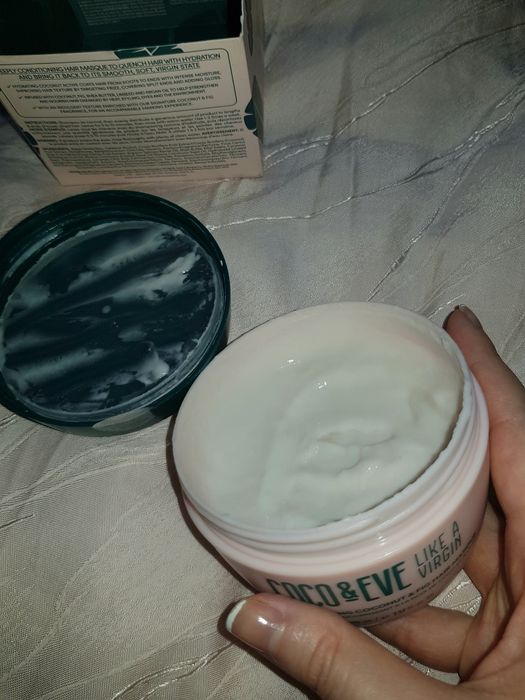 Masca de par Coco and Eve 212 ml