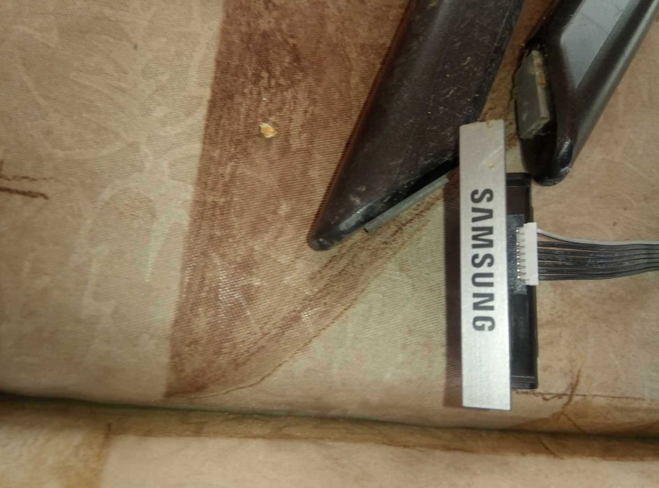 Продавам части от телевизор Самсунг49инча извит