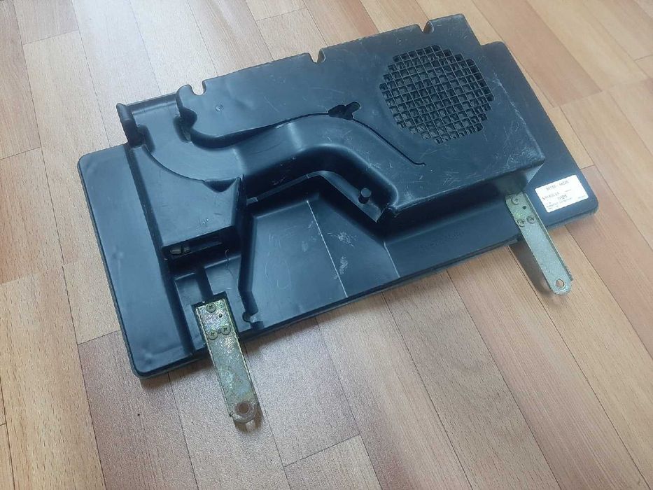 Продам Сабвуфер Lexus RX300