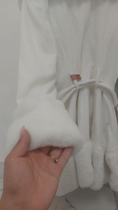 Елегантно зимно палто