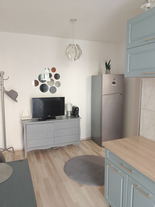 Inchiriez apartament cu o camera!!