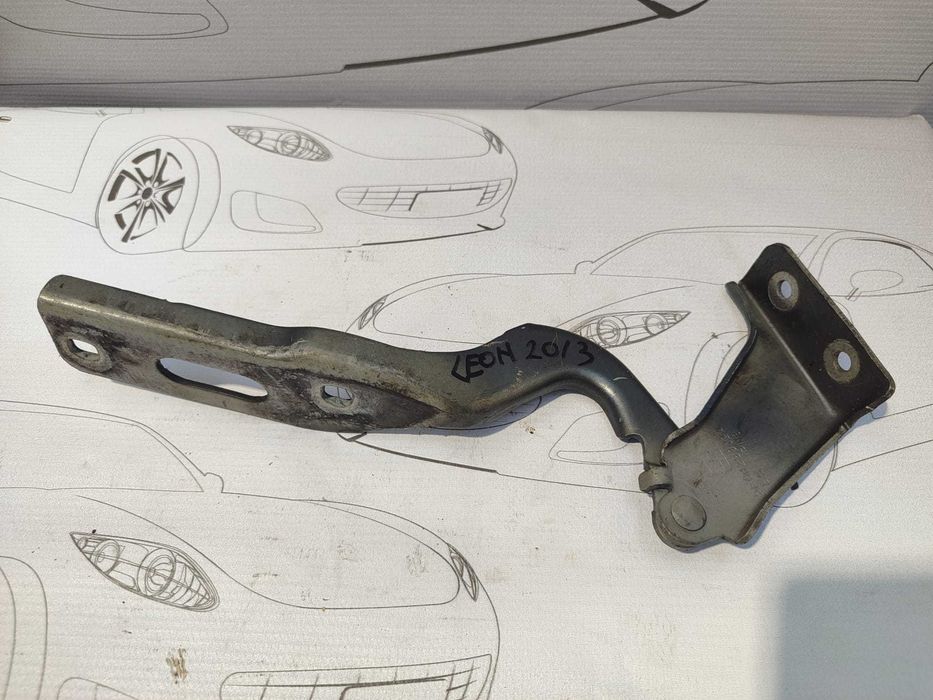 Balama Capotă Dreapta Seat Leon (5F) 2012–2019 / Cod OEM 5F0823302A (5D2)