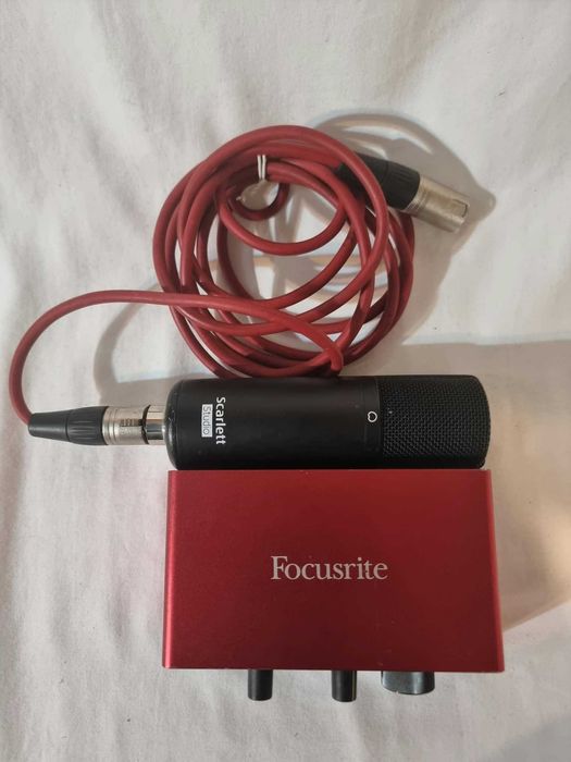 Focusrite Scarlett Solo Gen 3 + microfon Scarlett Studio