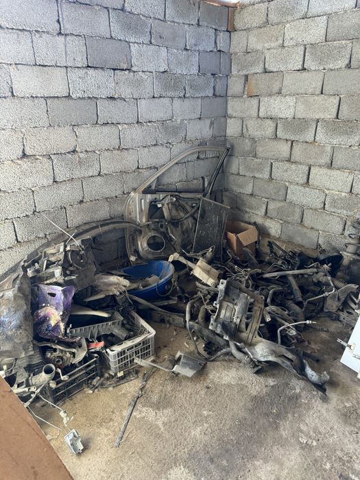 Запчасти на мазда 626