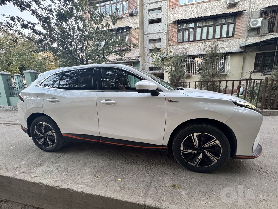 DONGFENG Firthing Friday Electro Mobile juda zo’r holatda