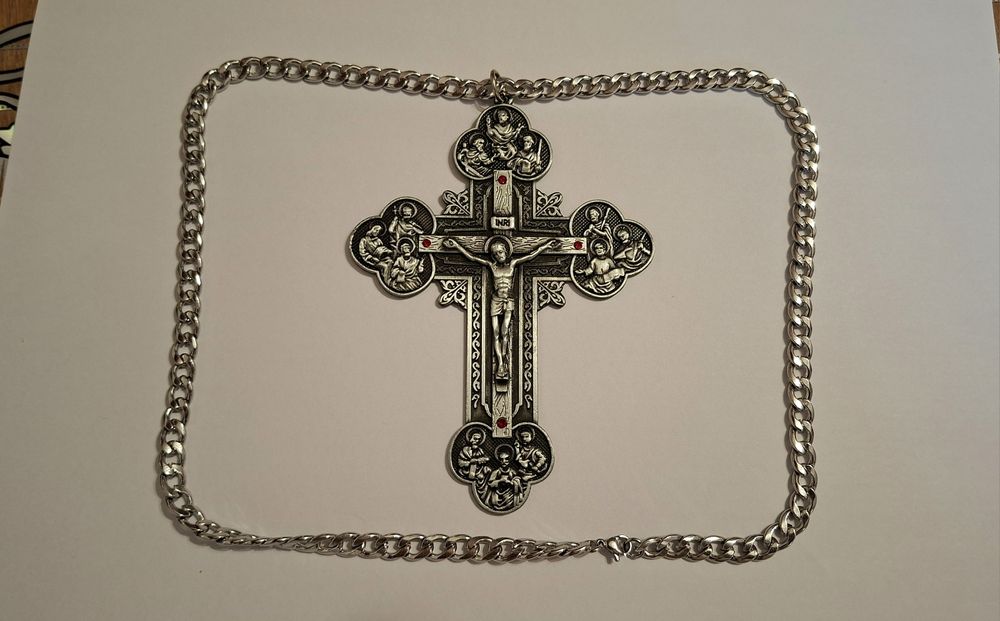 Cruce / crucifix mare cu lanț