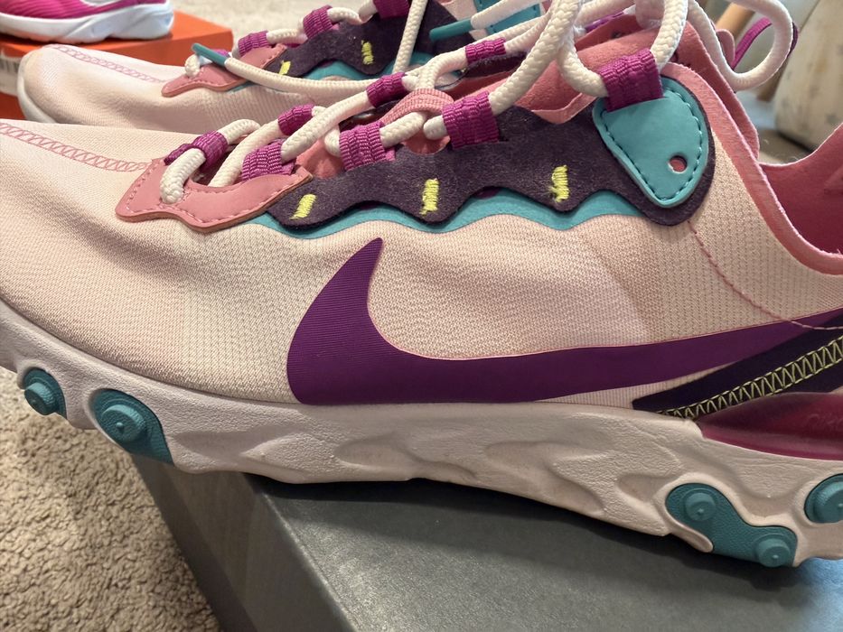 Nike  React 5.5 UK 39 размер