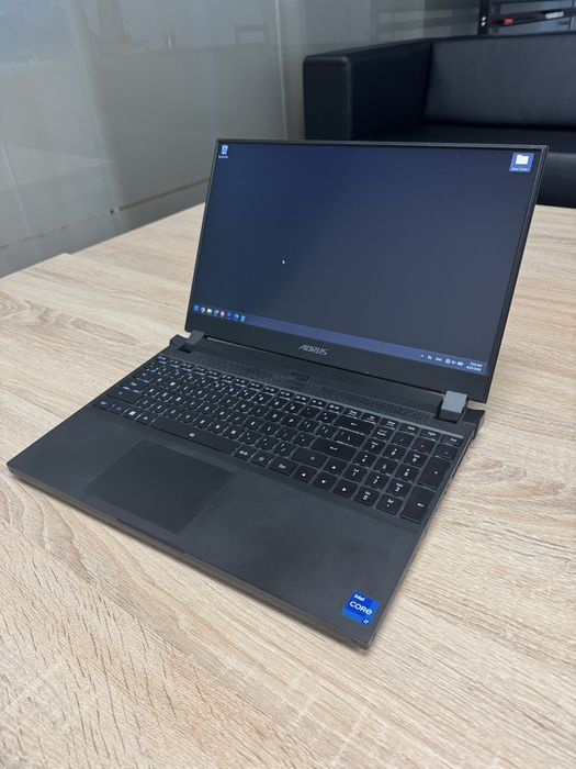 Ноутбук Aorus SE4