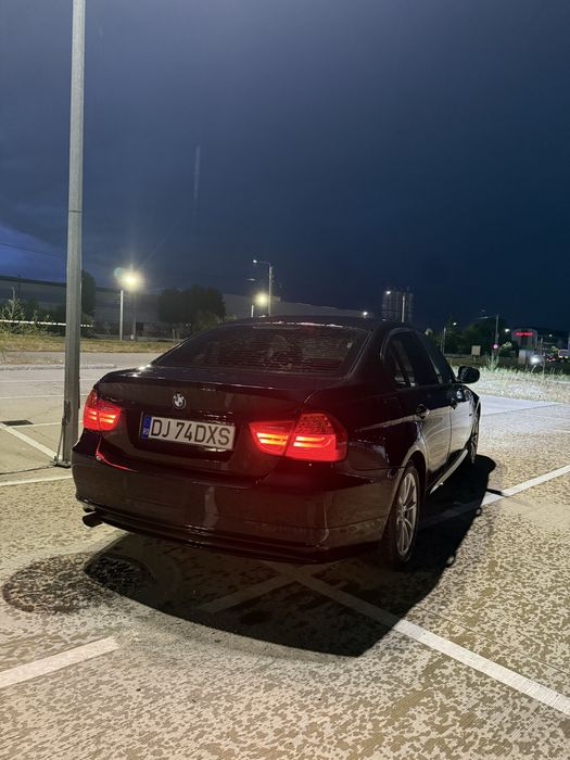 BMW 3 Series 2011 — imagine 3