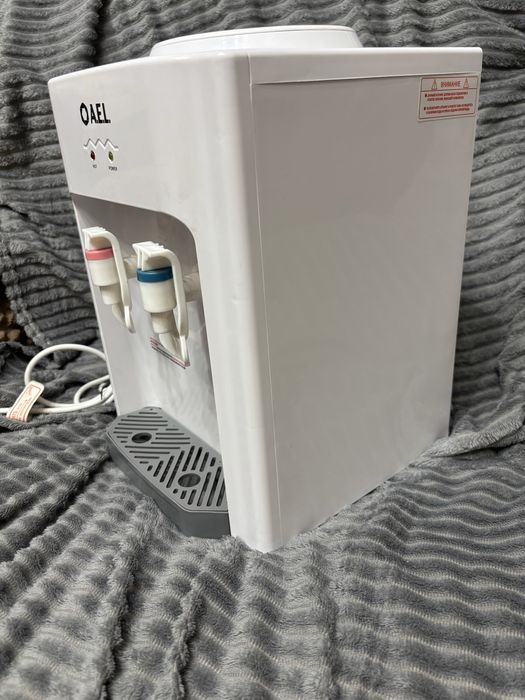 Кулер для воды компактный