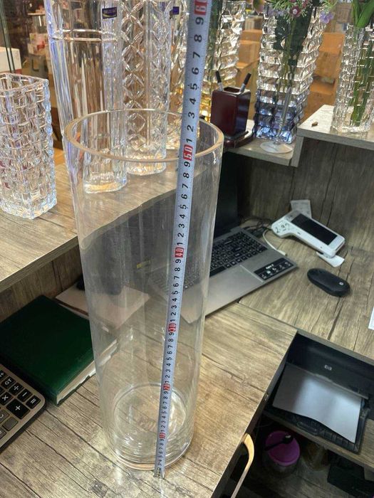 ваза для цветов и декоратция