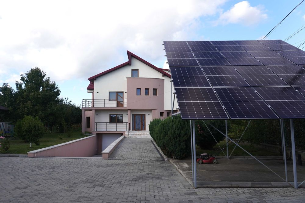 Ofertă la cheie! Casă + teren + afacere