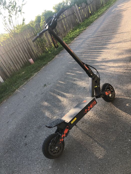 Trotineta electrică kukirin g2