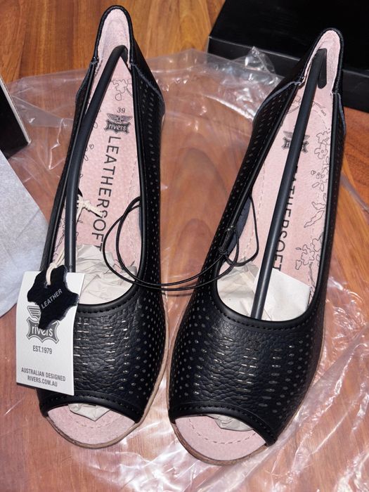 Pantofi piele naturala mărimea 39