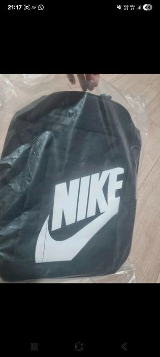 Rucsac Nike nou cu etichetă