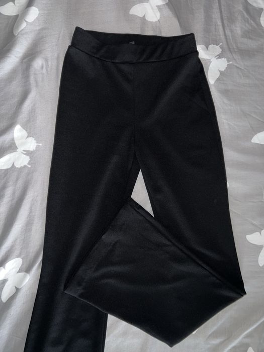 Pantaloni Stradivarius
