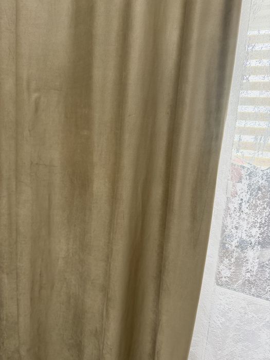 Шторы продам 4м на 250см