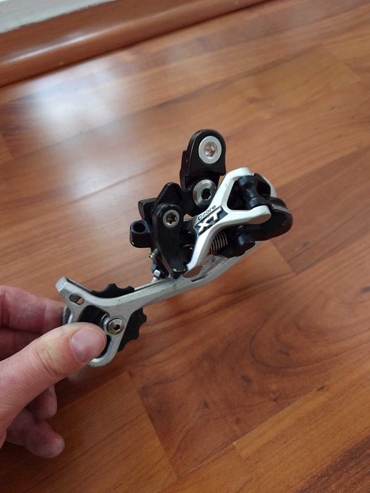 Set schimbator spate Shimano XT RD-M772 9 viteze, pinioane, manete schimbator Shimano SLX SL-M660