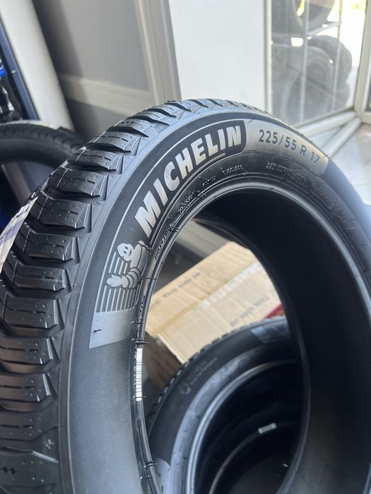 Shina Balon Michelin Мишлен 225/55 R17 CrossClimate 2