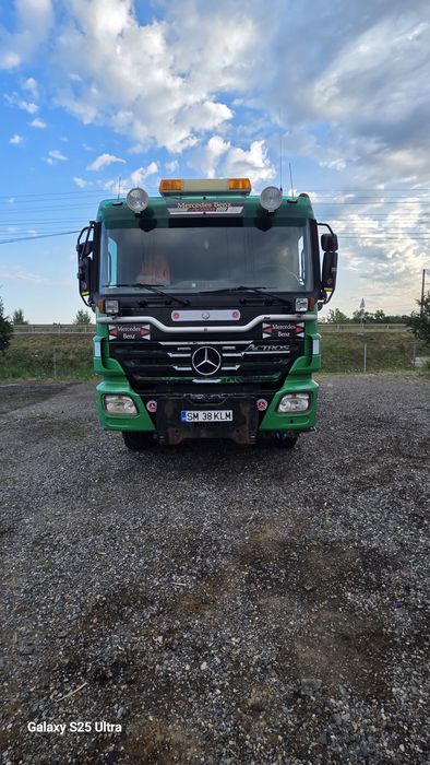 Mercedes Actros 3246
