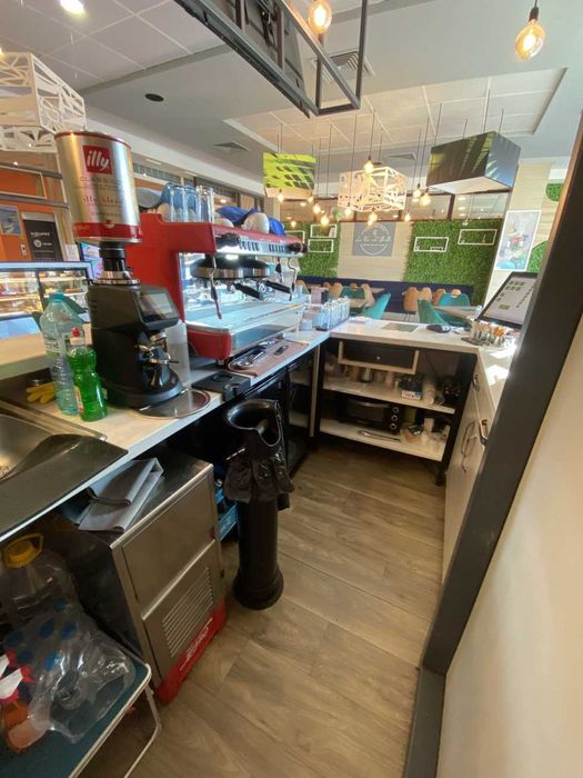 Дава се под наем Заведение в София, Красно село - 118 кв.м за 39270 € - Снимка #1