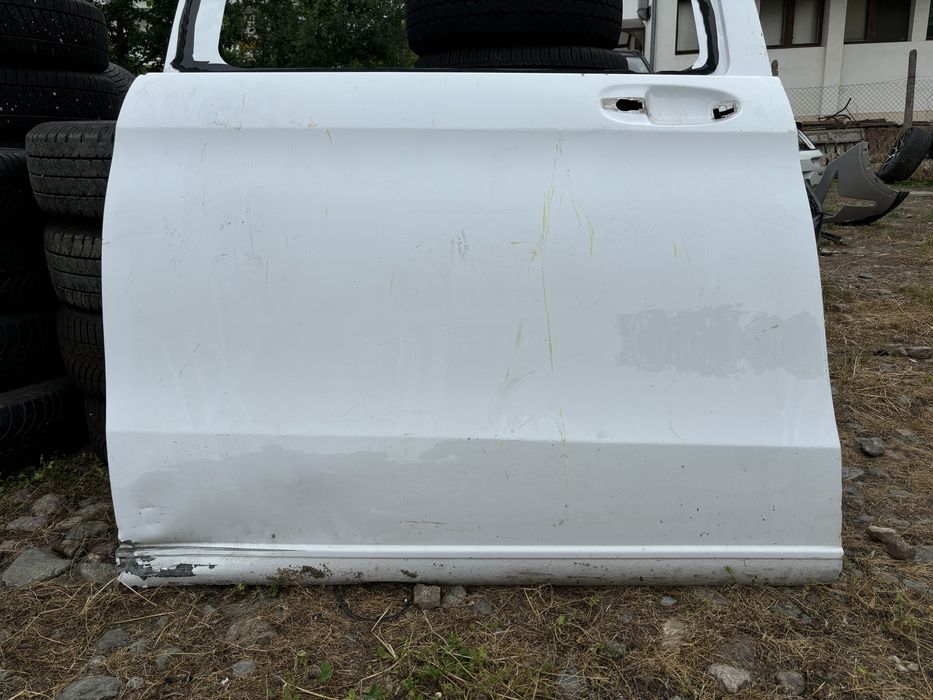 Врата Мерцедес Вито/Mercedes Vito W447