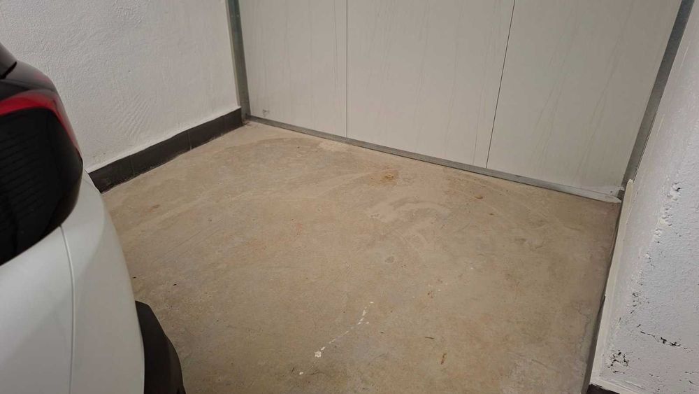 Дава се под наем Гараж / Паркомясто в София, Малинова долина - 21 кв.м за 76.5 € - Снимка #4