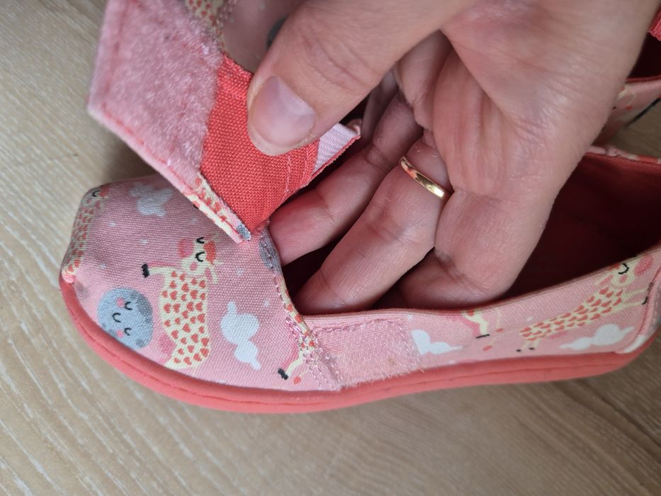 Еспадрили TOMS за момиче рр 26