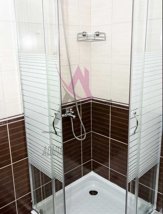 Дава се под наем Двустаен апартамент в Варна, Бриз - 70 кв.м за 500 € - Снимка #3