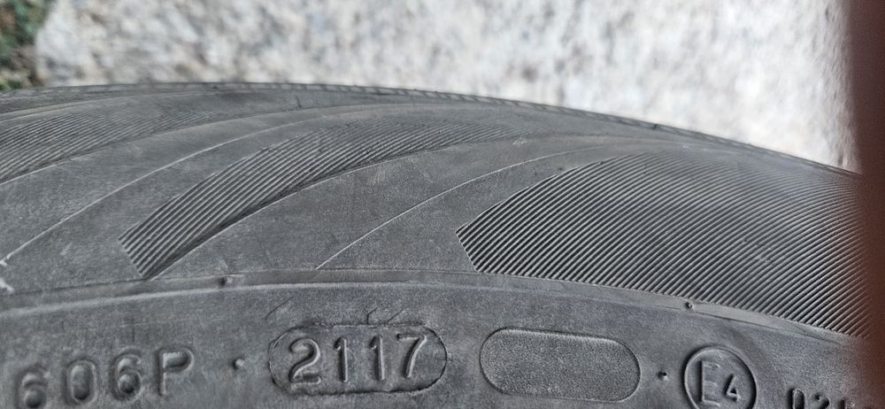195/65/15 nokian всесезонни гуми 2броя 15 евро за броя