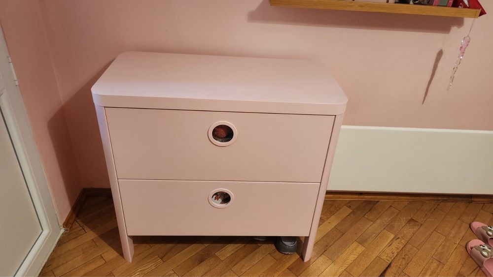 Детско легло и шкафче от Икеа