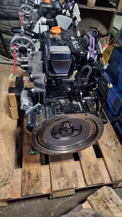 Motor Yanmar 3TNV74F NOU!