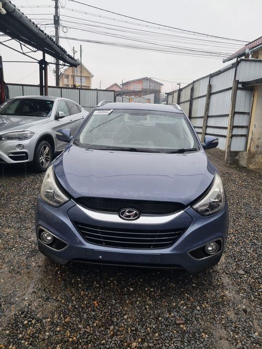 Far Dreapta Hyundai IX35 2010 - 2019 SUV 4 Usi (1145) Fara xenon LED