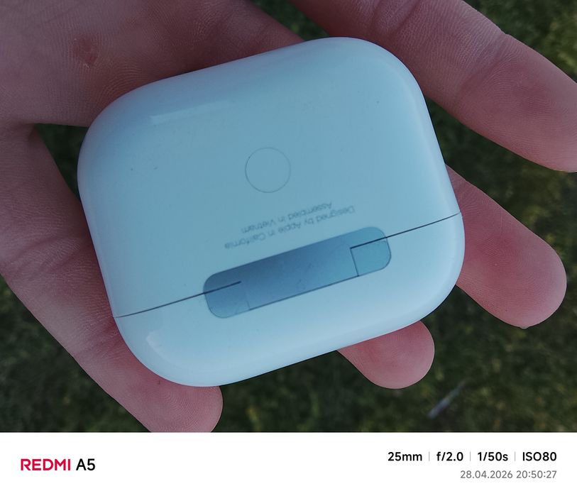 AirPods третьего поколения