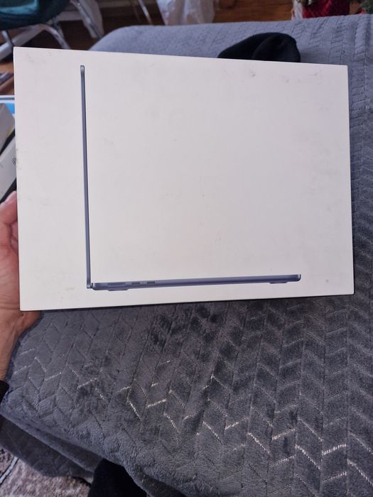 Macbook air m4procesor 16gigaram