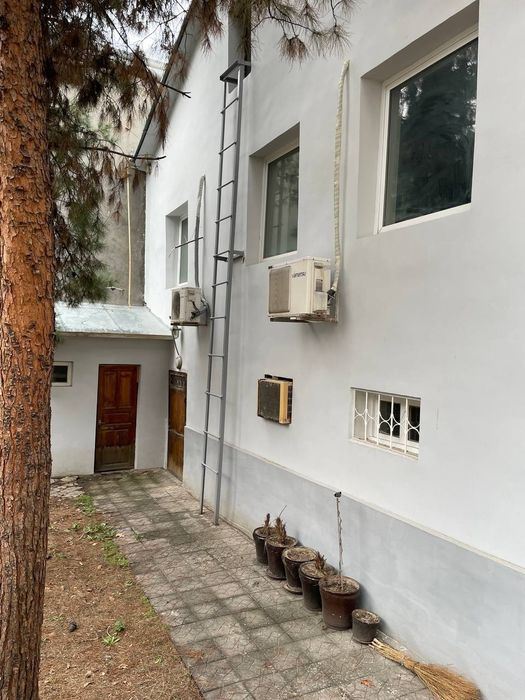 Участок Офис  9 соток. Вдоль дороги Центр Луначарского ..