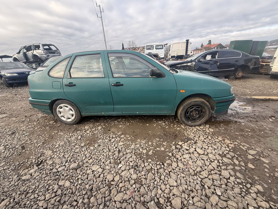 Сеат Кордоба 1.6 74 кс 1994г на части